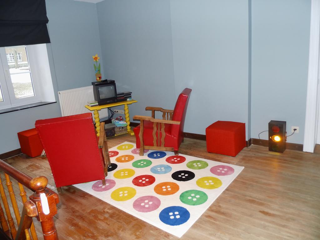 Chez Marraine Vila Nassogne Quarto foto