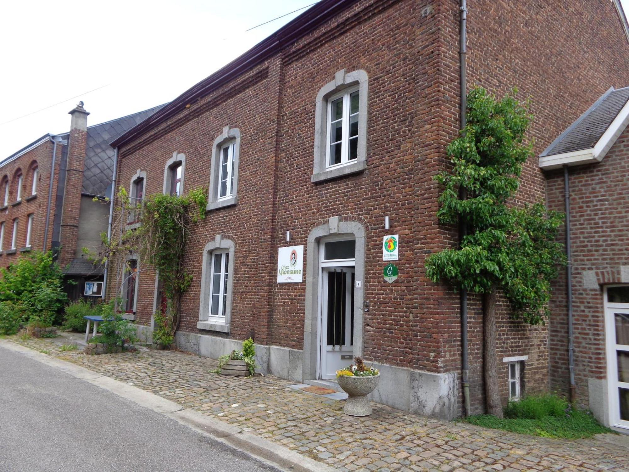 Chez Marraine Vila Nassogne Exterior foto